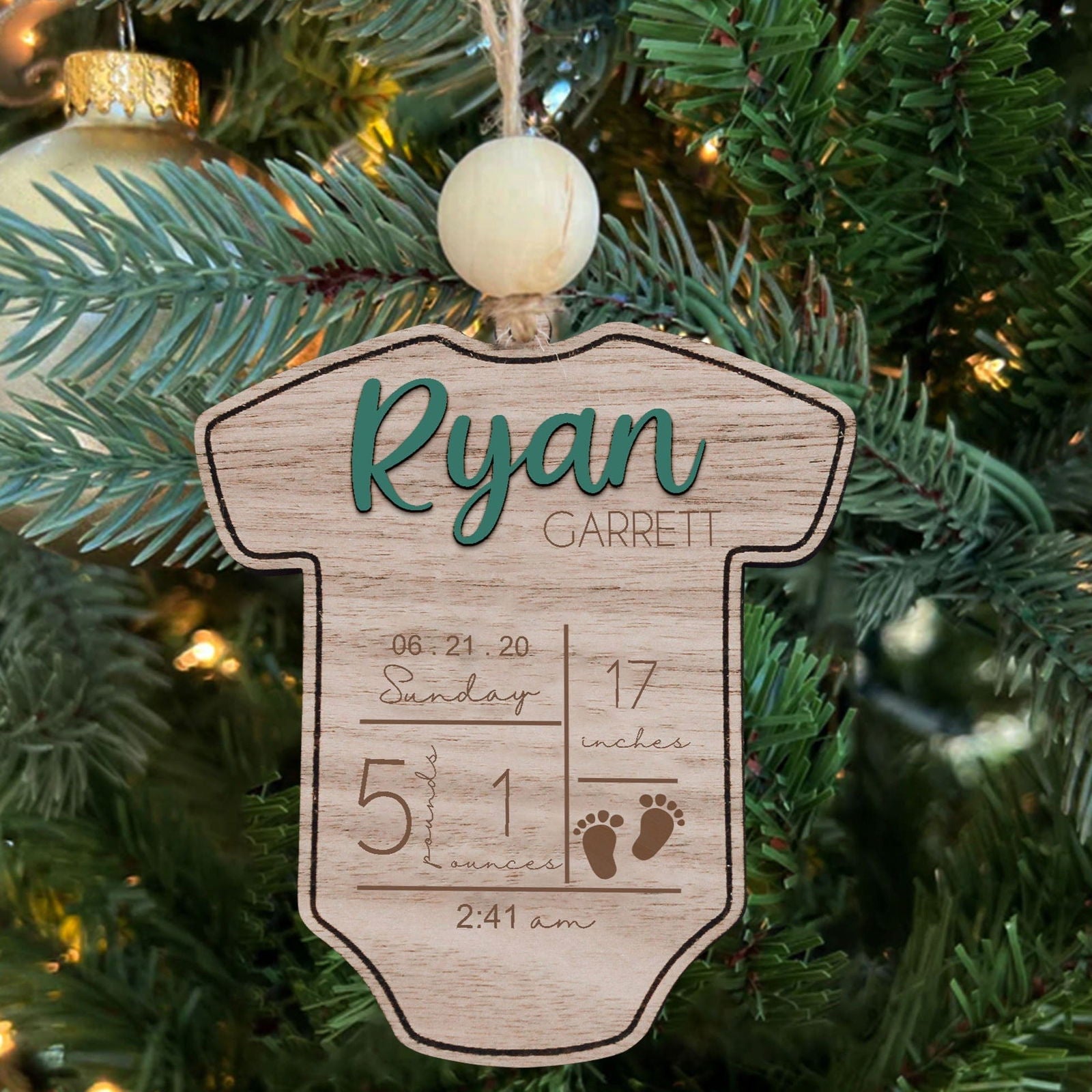 Baby's First Christmas Ornament 2024, Newborn, New Baby Gift CF05 - 19Gifts