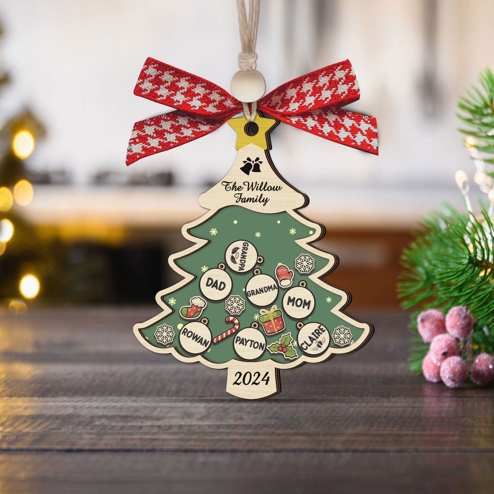 Custom Family Names Christmas Tree Decorations, Family Wooden Ornaments CF207 - 19Gifts