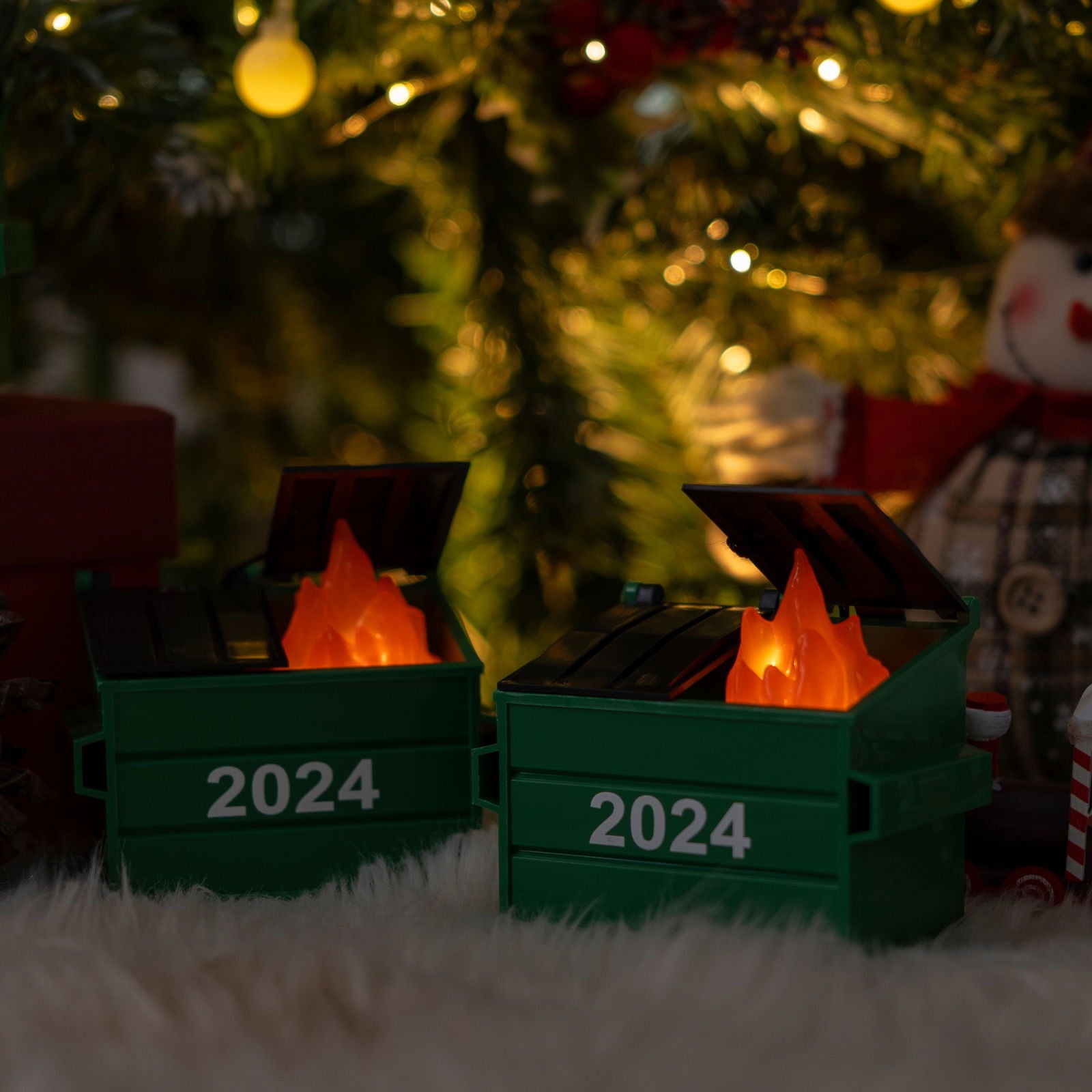 Dumpster Fire Ornament LED, Christmas 2024 - 19Gifts