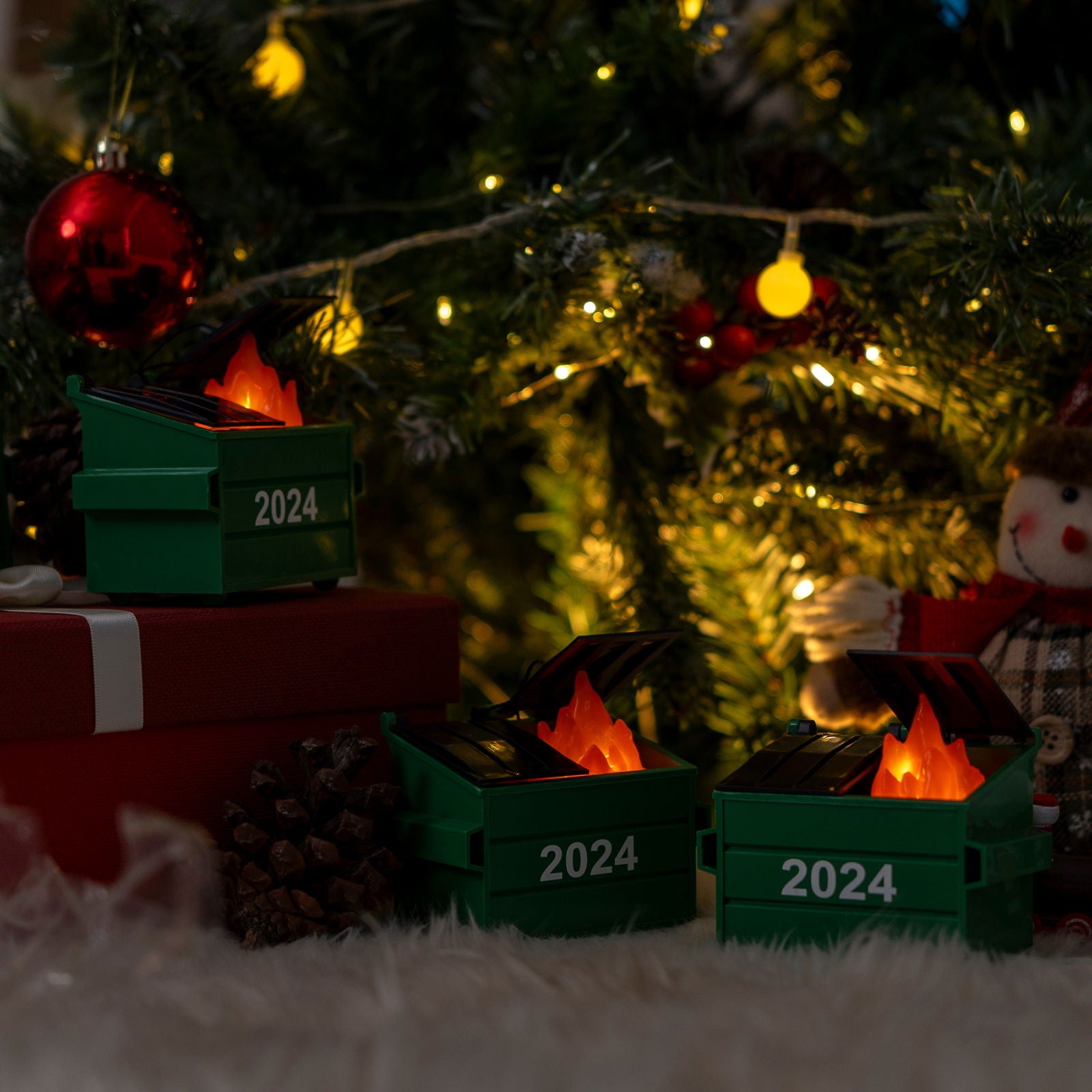 Dumpster Fire Ornament LED, Christmas 2024 - 19Gifts