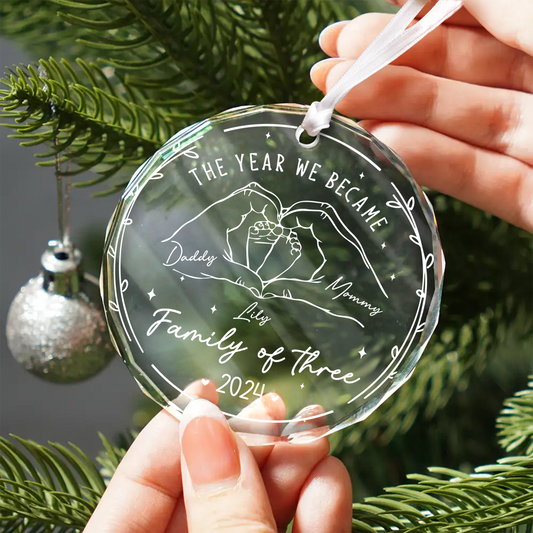 Family Of Three Glass Ornament, Baby's First Christmas Ornament 2024, New Parents Gifts for Couples, Personalized Gift for New Parents, New Mom and Dad Gifts First Time GX04-70 - 19Gifts