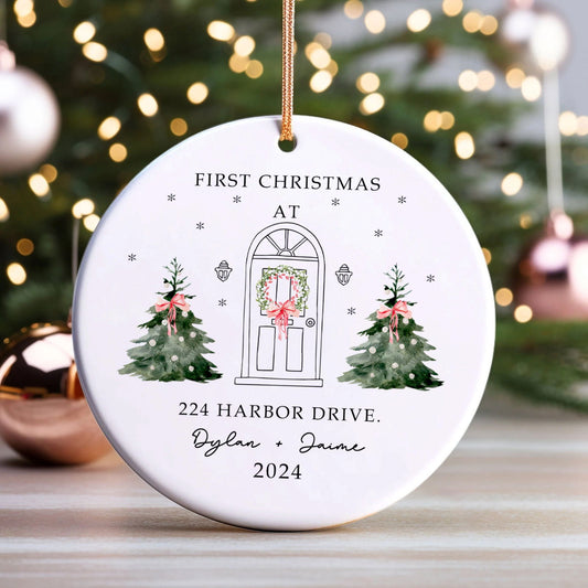 New Home White Christmas Theme Ornament, Ceramic Round Shaped Sign Plaque CX03-4 - 19Gifts