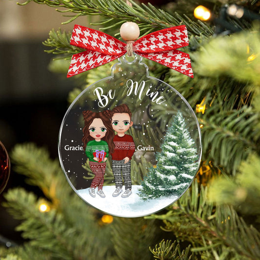 Personalized Acrylic Couple In The Snow Ornament CF272 - 19Gifts