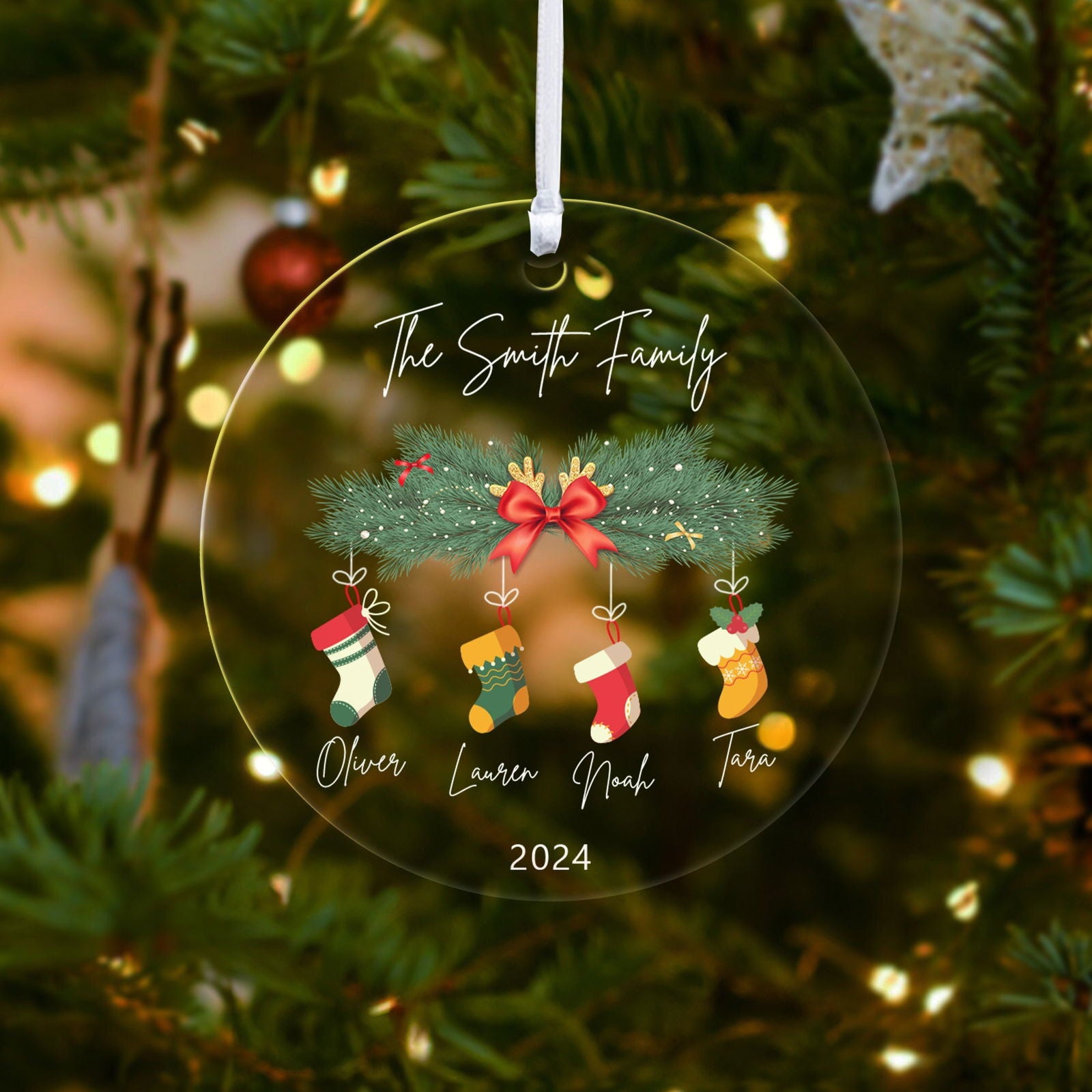 Personalized Family Christmas Ornament 2024 – Custom Family & Pet Ornament AV03-10 - 19Gifts