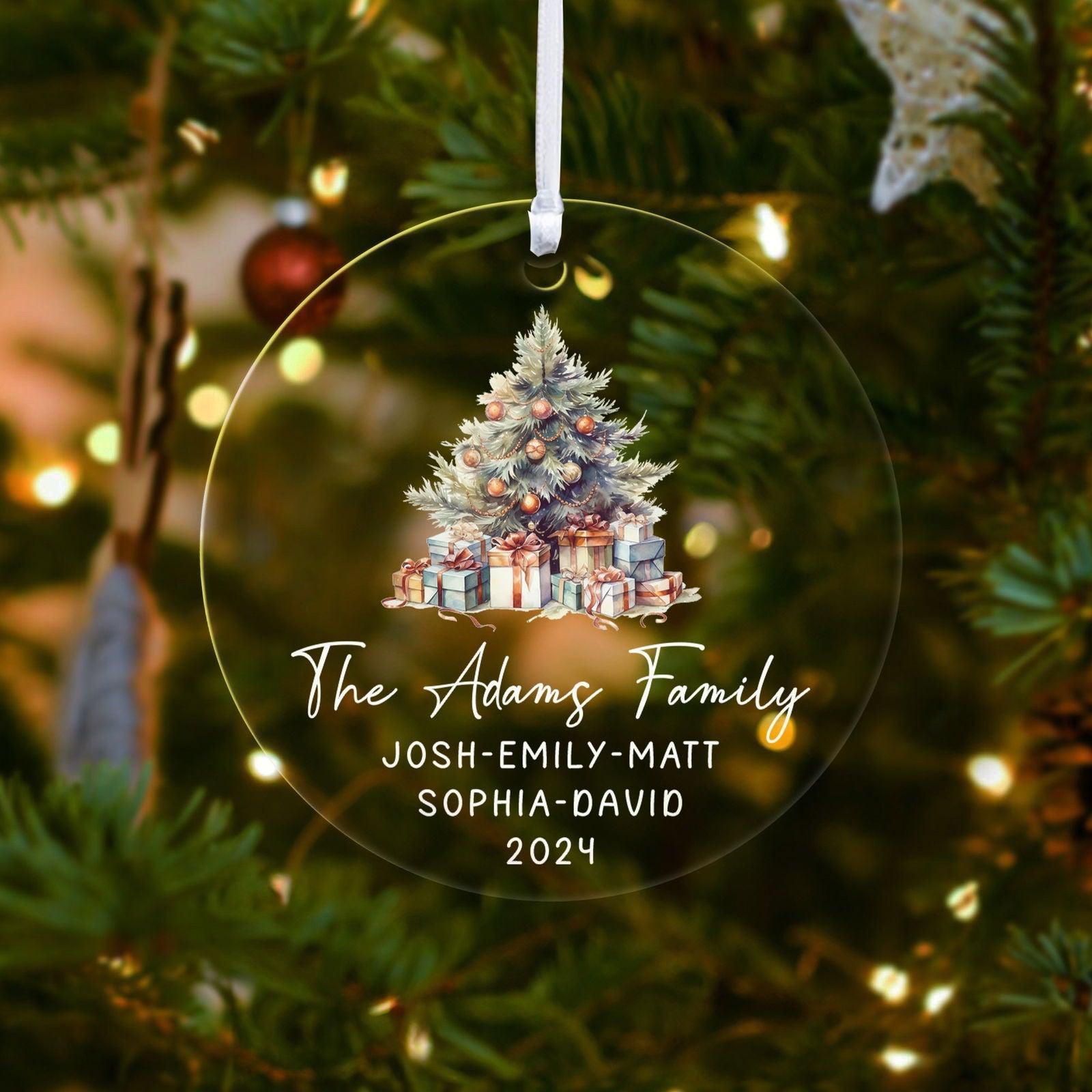 Personalized Family Christmas Ornament 2024 – Custom Family & Pet Ornament AV03-11 - 19Gifts