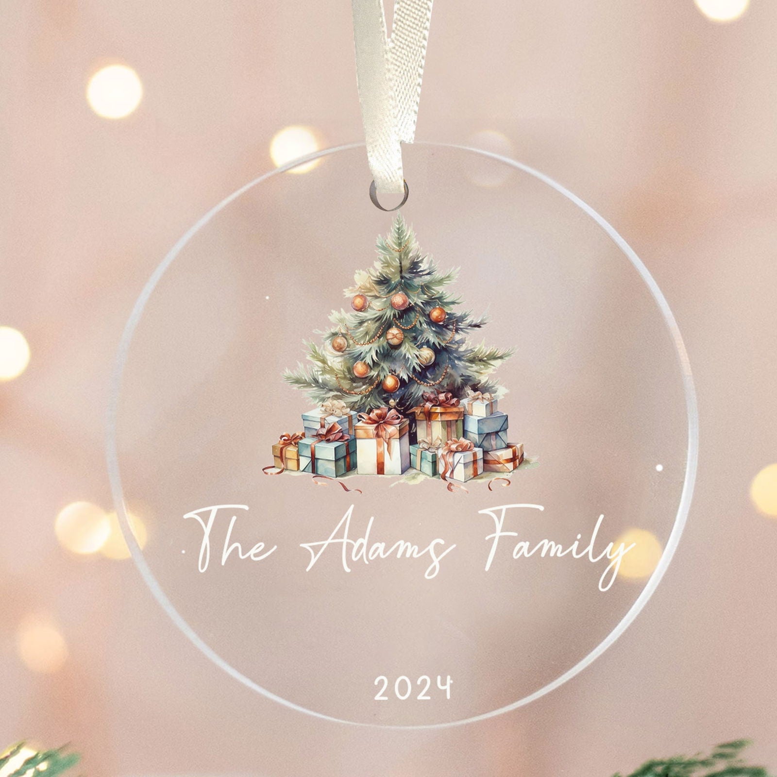 Personalized Family Christmas Ornament 2024 – Custom Family & Pet Ornament AV03-11 - 19Gifts