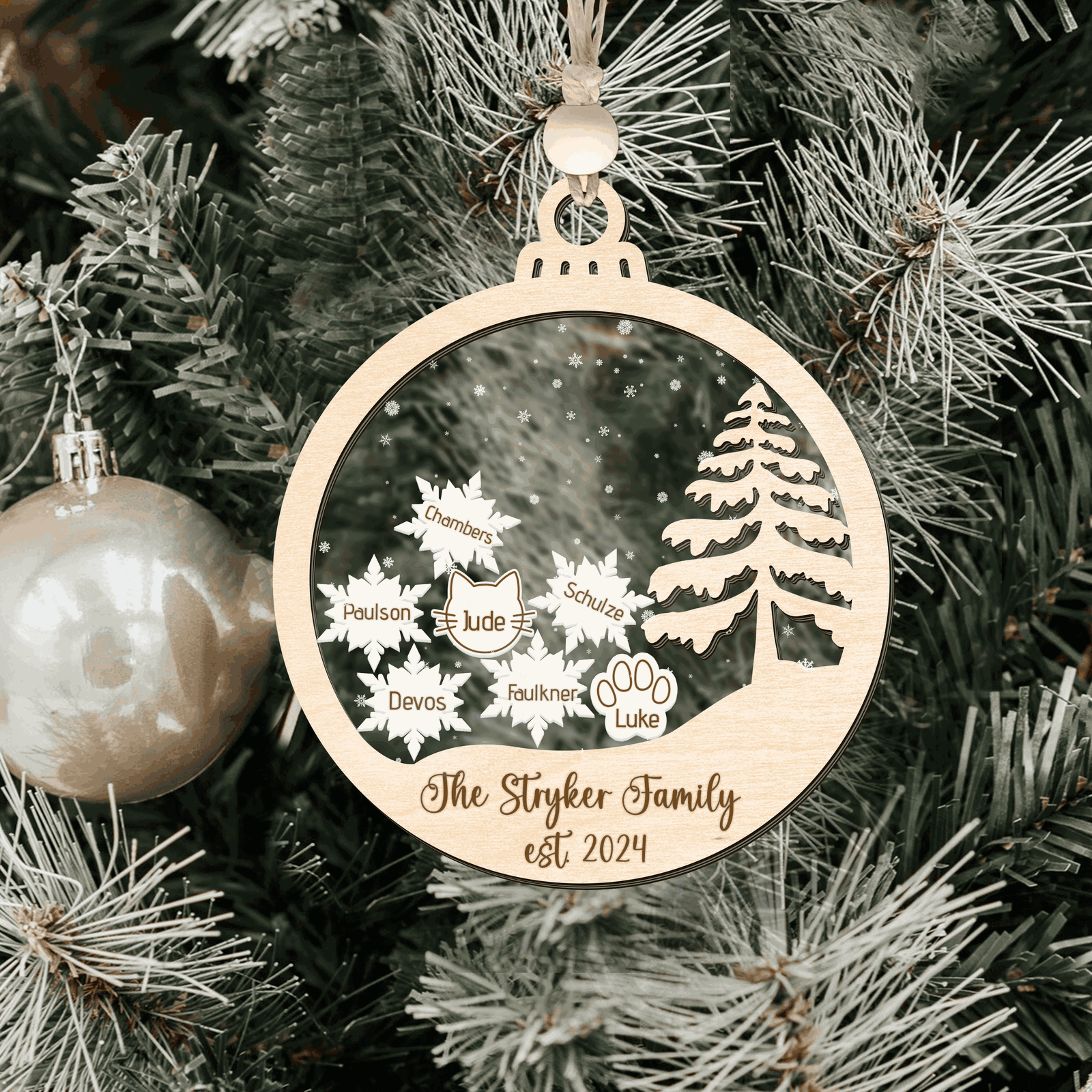 Personalized Family Christmas Ornament 5D, Custom Family Name Wooden Ornament CF299 - 19Gifts