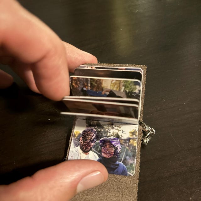 Personalized Mini Photo Album Keychain, Christmas Gift 2024, AK03 - 19Gifts