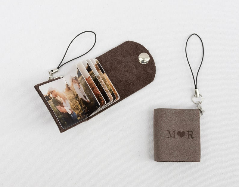 Personalized Mini Photo Album Keychain, Christmas Gift 2024, AK03 - 19Gifts