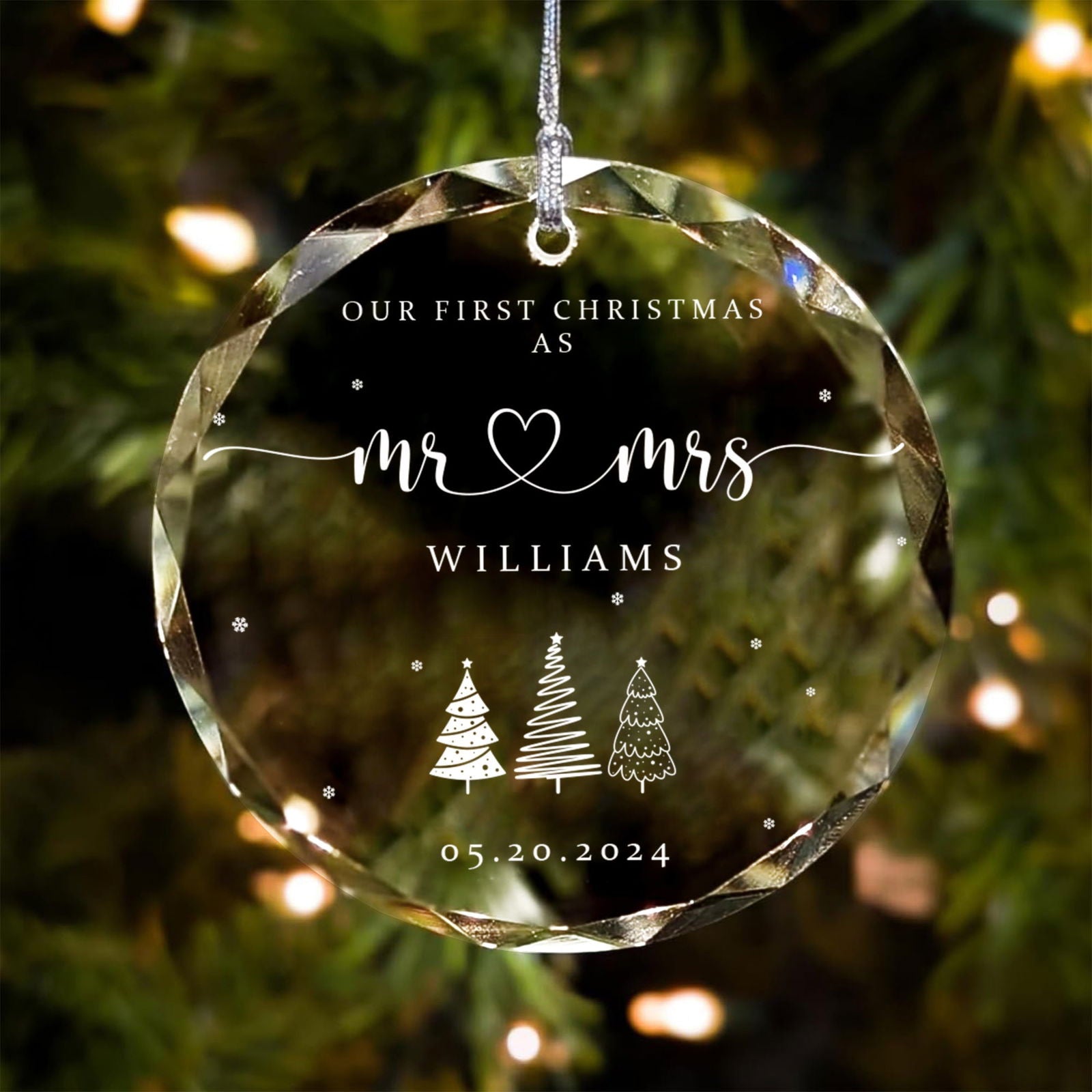 Personalized Mr and Mrs Christmas Ornament, Mr and Mrs Ornament GX06-25 - 19Gifts